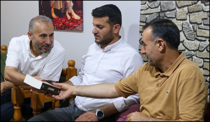 HÜDA PAR Heyetinden RHA Ajans ve Bozova'nın Sesi Gazetesi'ne Ziyaret
