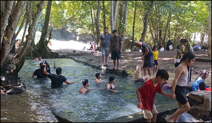 Vatandaşlar Urfa’da Serinleme Alanı İstiyor 