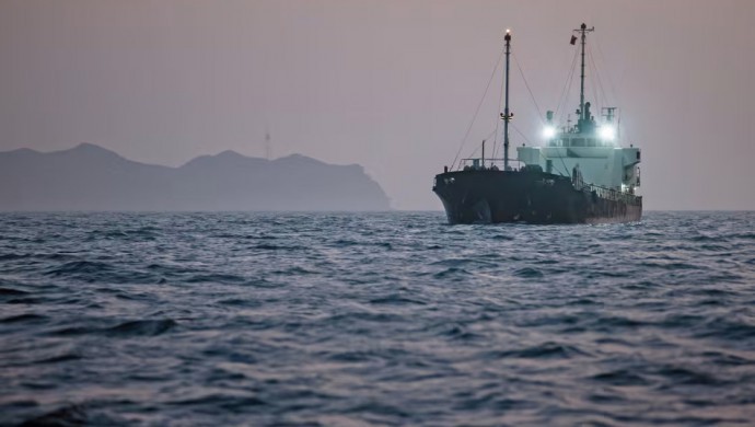 Irak petrol gemilerinin Hürmüz Boğazı’ndan geçişine izin