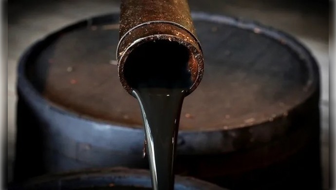 İran, el koyduğu 37 milyon dolarlık ABD petrolünü sattı