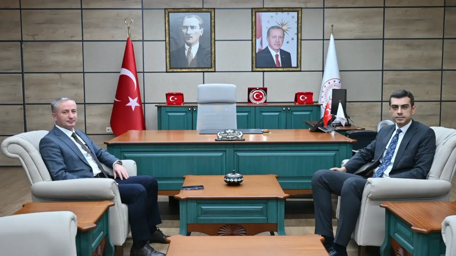 Bozova Kaymakamı Özdemir’den İl Millî Eğitim Müdürü Kökrek’e Ziyaret