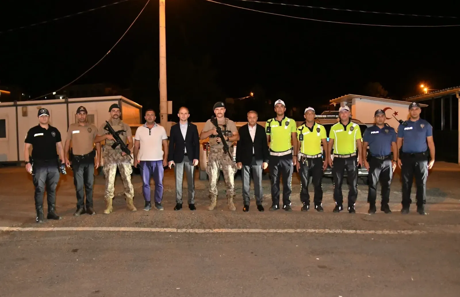 Vali Şıldak’tan Siverek’te Gece Denetimi: Emniyet ve Jandarmaya Habersiz Ziyaret