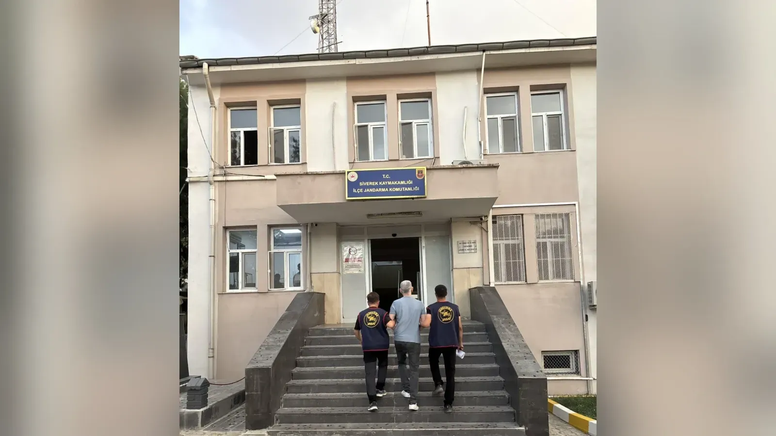 Şanlıurfa’da 15 Yıl 5 Ay Kesinleşmiş Hapis Cezası Bulunan Şahıs Yakalandı
