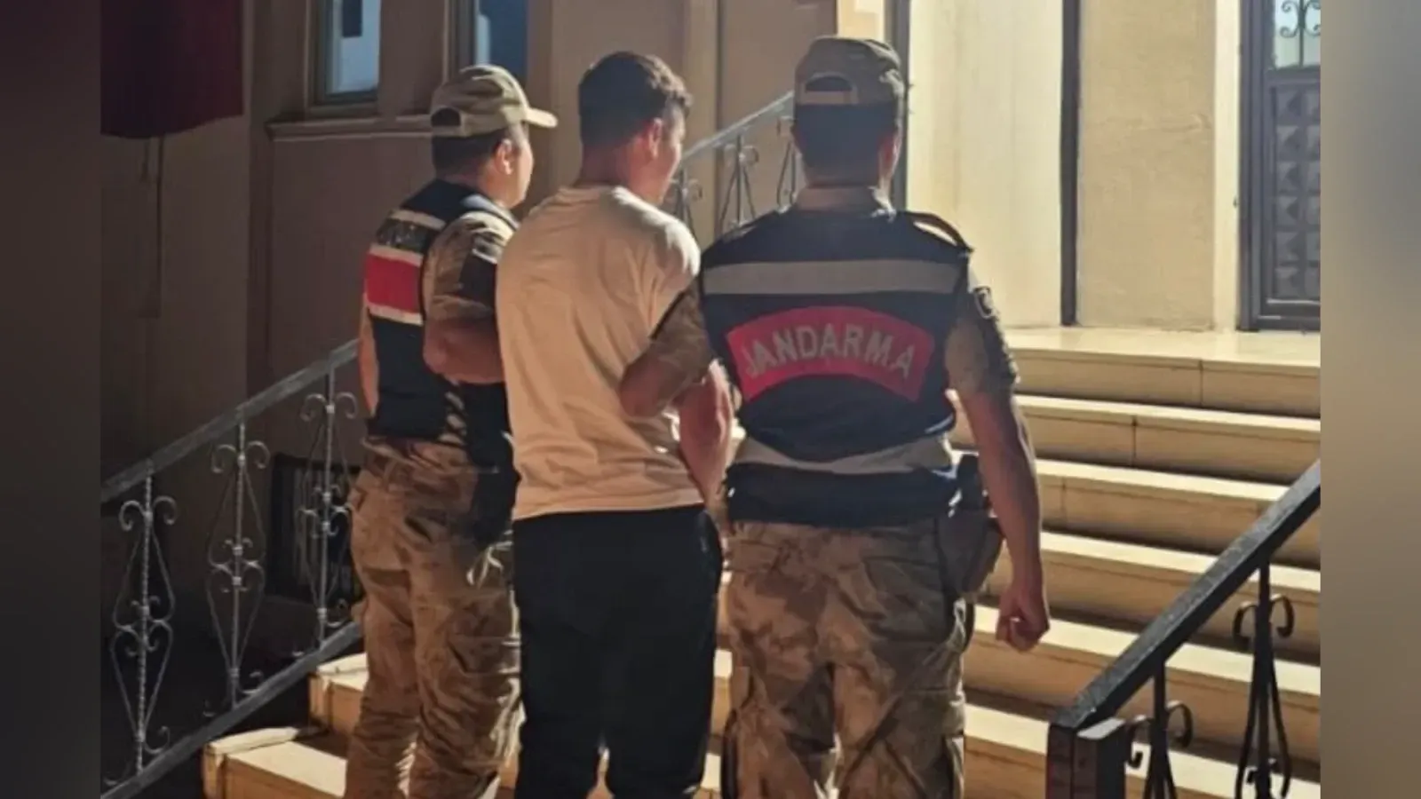 Şanlıurfa’da 5 Yıl Kesinleşmiş Hapis Cezası Bulunan Şüpheli Yakalandı