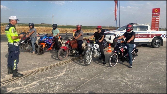 Şanlıurfa’da Motosiklet ve Motorlu Bisiklet Denetimi: 476 Araç Kontrol Edildi