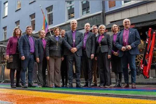 Norveç Kilisesi, LGBTQ+ bireylerden ″utanç, büyük zarar ve acı″ nedeniyle özür diledi