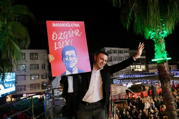 CHP’den Arnavutköy’de “Millet İradesine Sahip Çıkıyor” mitingi
