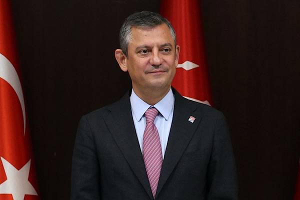 Özel: Birilerinin eşit, birilerinin az eşit olduğu bu düzeni değiştirmeye ant içtik