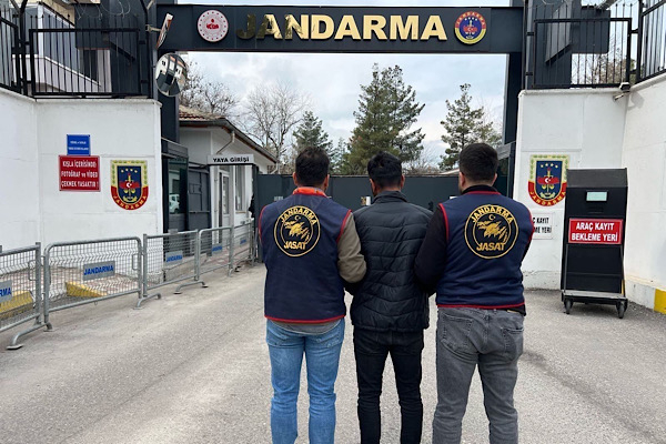 Diyarbakır’da aranan 138 şahıs yakalandı