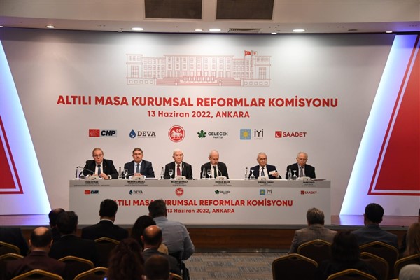 6'lı masadan 'Kurumsal Reformlar Komisyonu' raporu