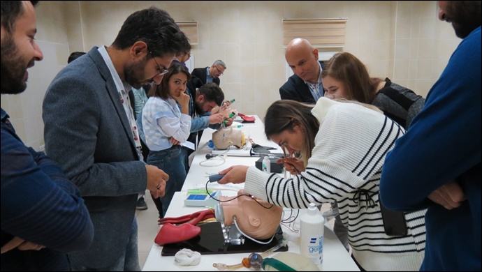 63. İleri Kardiyak Yaşam Desteği Kursu Harran Üniversitesi Hastanesinde Yapıldı