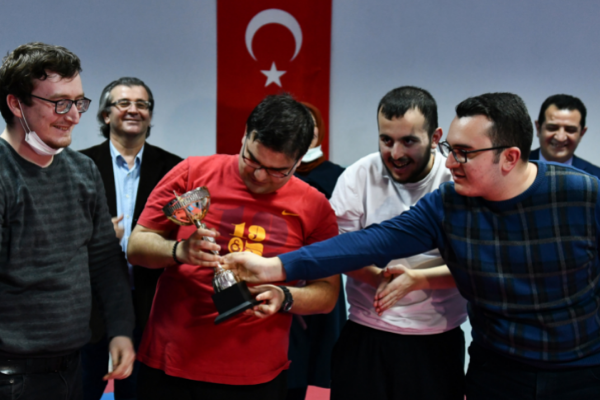 ABB'den otizmli gençler için eğitim atağı