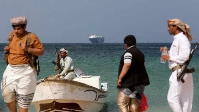 ABD ve İngiltere’den Yemen’deki Husilere yeni saldırı
