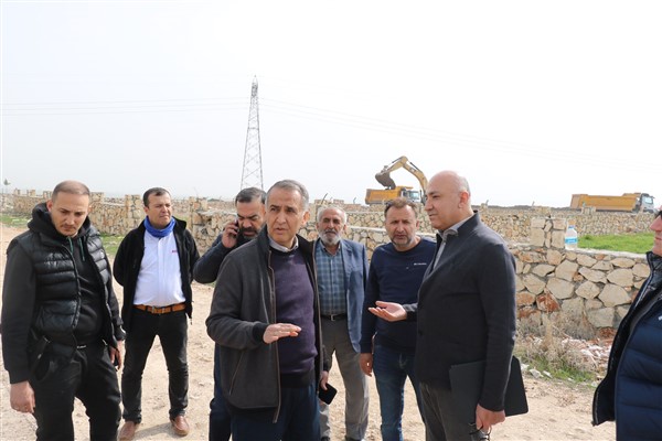 Adıyaman'da depremzedelerin yaraları sarılıyor