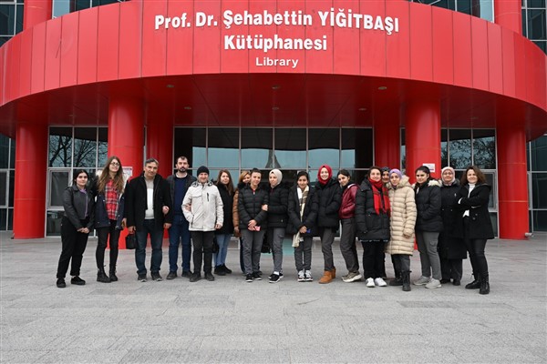 Afyon'da lise öğrencileri AKÜ’yü ziyaret etti