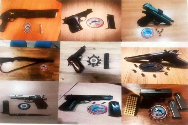 Afyonkarahisar'da 9 ruhsatsız silah ele geçirildi