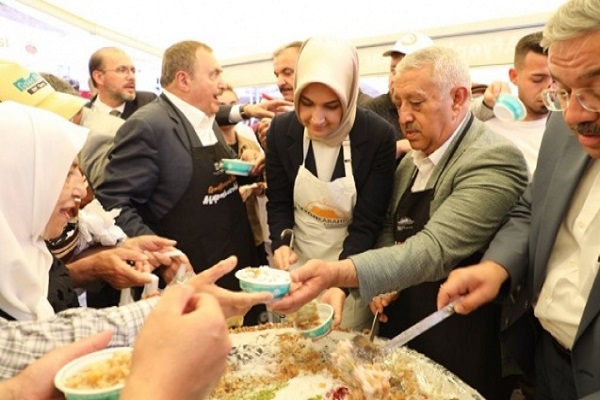 Afyonkarahisar'da Sultan Divani Hazretlerini Anma ve Şifalı Aşure günü etkinlikleri