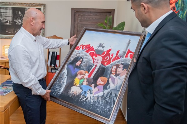 Ahıhıdır Muhtarı Algül'den Başkan Soyer’e teşekkür portresi