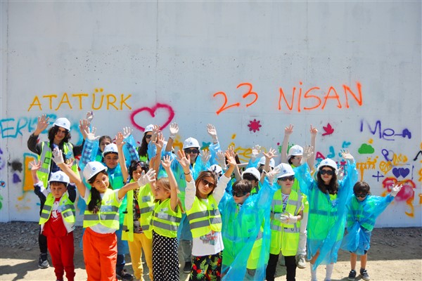 Akkuyu NGS çalışanlarının çocukları, 23 Nisan’da sahayı gezdi