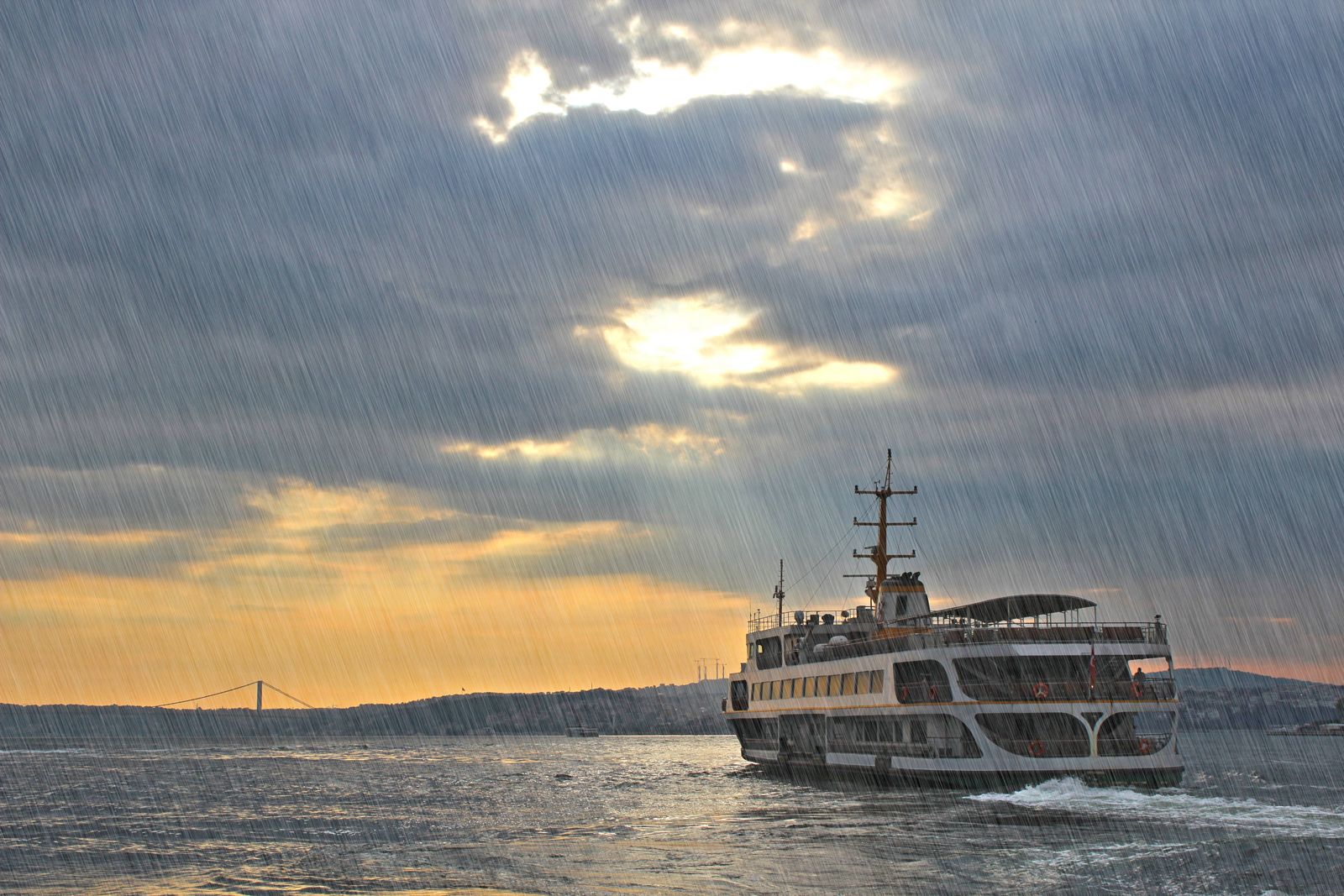 AKOM'dan İstanbul için sağanak yağmur uyarısı
