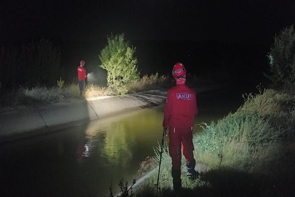 AKUT Denizli ekibi Çivril Kıralan'da kaybolan 2 çocuğun arama faaliyetlerine katıldı