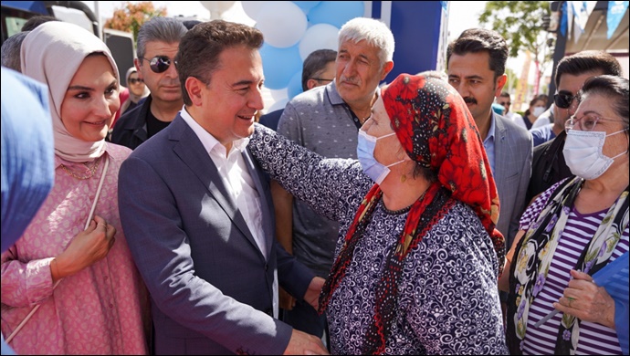 Ali Babacan Tunceli’de ‘Kürt meselesini de Alevi meselesini de çözmenin tam zamanıdır’