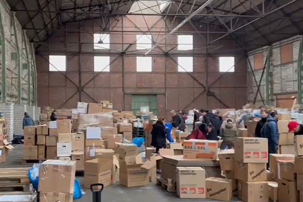 Almanya'dan Türkiye'ye yardımlar devam ediyor