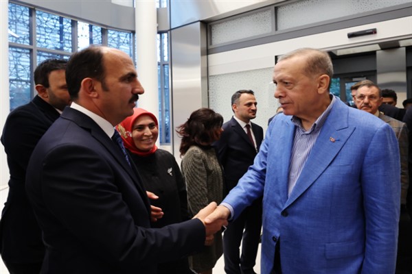 Altay: “Dünyada açlığın ve yoksulluğun ortadan kaldırılmasını desteklemeliyiz