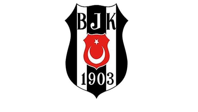 Atiba 1 yıl daha Beşiktaş'ta