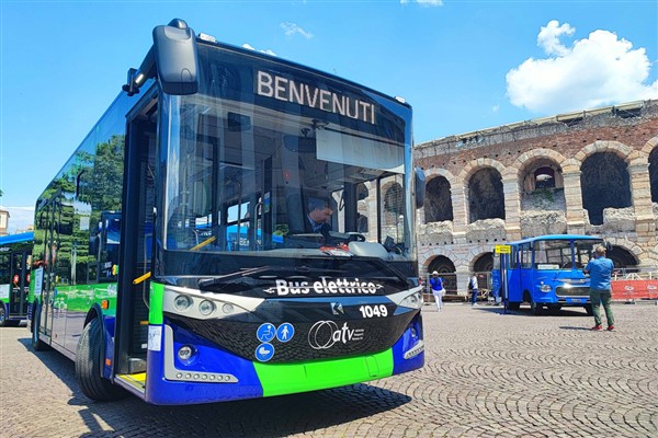 Avrupa’yı elektriklendiren Karsan’a gümüş ödül