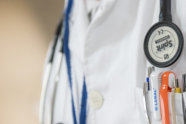 Ayaktaki şişlik mesane kanserinin habercisi olabilir