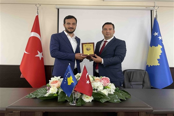 Bağcılar Belediye Başkanı Özdemir, Kosova'yı ziyaret etti