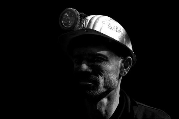 Bakan Bolat’tan Elazığ'da meydana gelen göçükten etkilenenler için geçmiş olsun mesajı