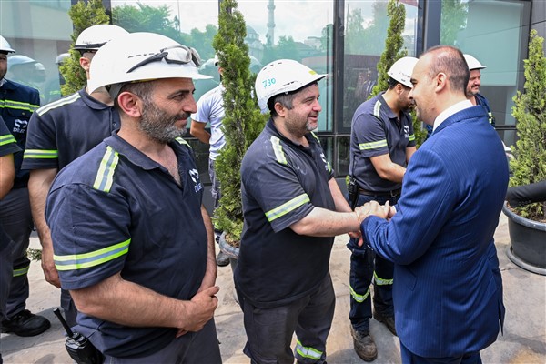 Bakan Kacır:  “Alın teri döken emekçilerimizin her zaman destekçisiyiz” 