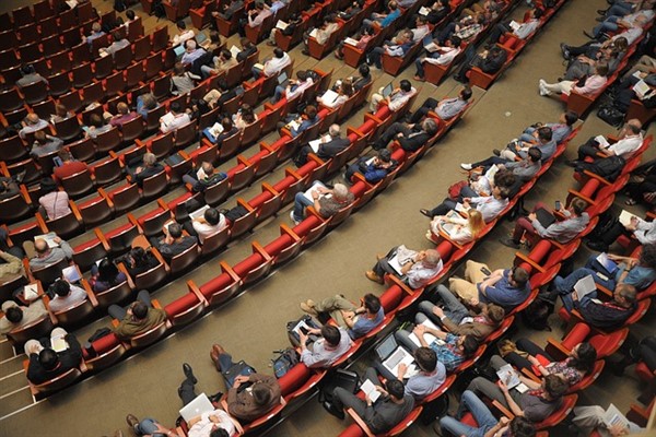 Bakan Tunç, Pandik'te düzenlenen programda hemşehrileriyle bir araya geldi