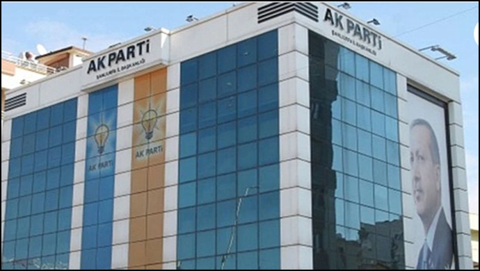 Bakan Tunç’tan AK Parti Şanlıurfa İl Başkanlığı’na ziyaret