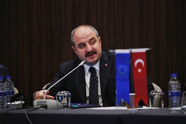 Bakan Varank: 