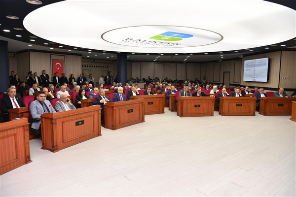 Balıkesir Büyükşehir Belediyesi suya yüzde 15 indirim yaptı