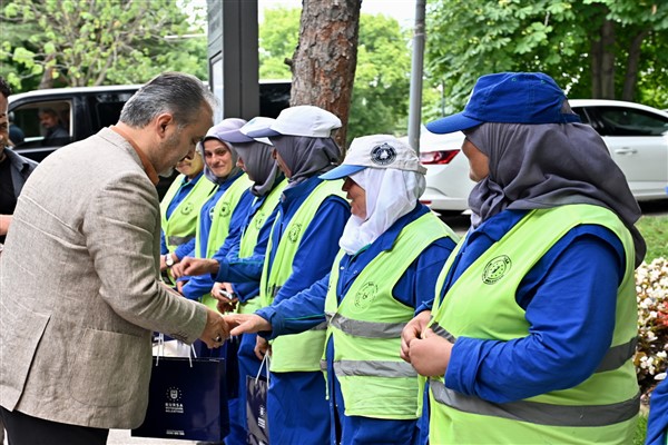 Başkan Aktaş, personellerle bayramlaştı