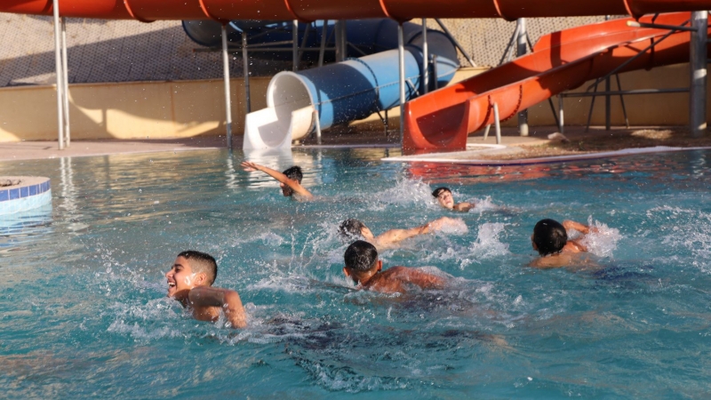 Başkan Baydilli,devam eden spor kurslarını ziyaret etti