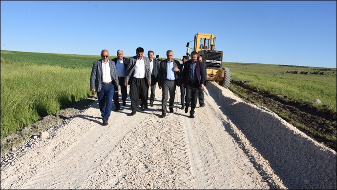 Başkan Bayık Yol Yapım Çalışmalarını Yerinde İnceledi