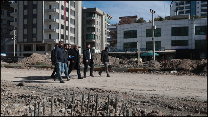 Başkan Beyazgül Balıkayağı Köprülü Kavşak Çalışmasını İnceledi
