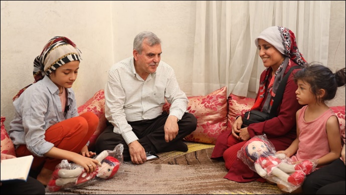 Başkan Beyazgül Çalmadık Kapı Girilmedik Ev Bırakmıyor