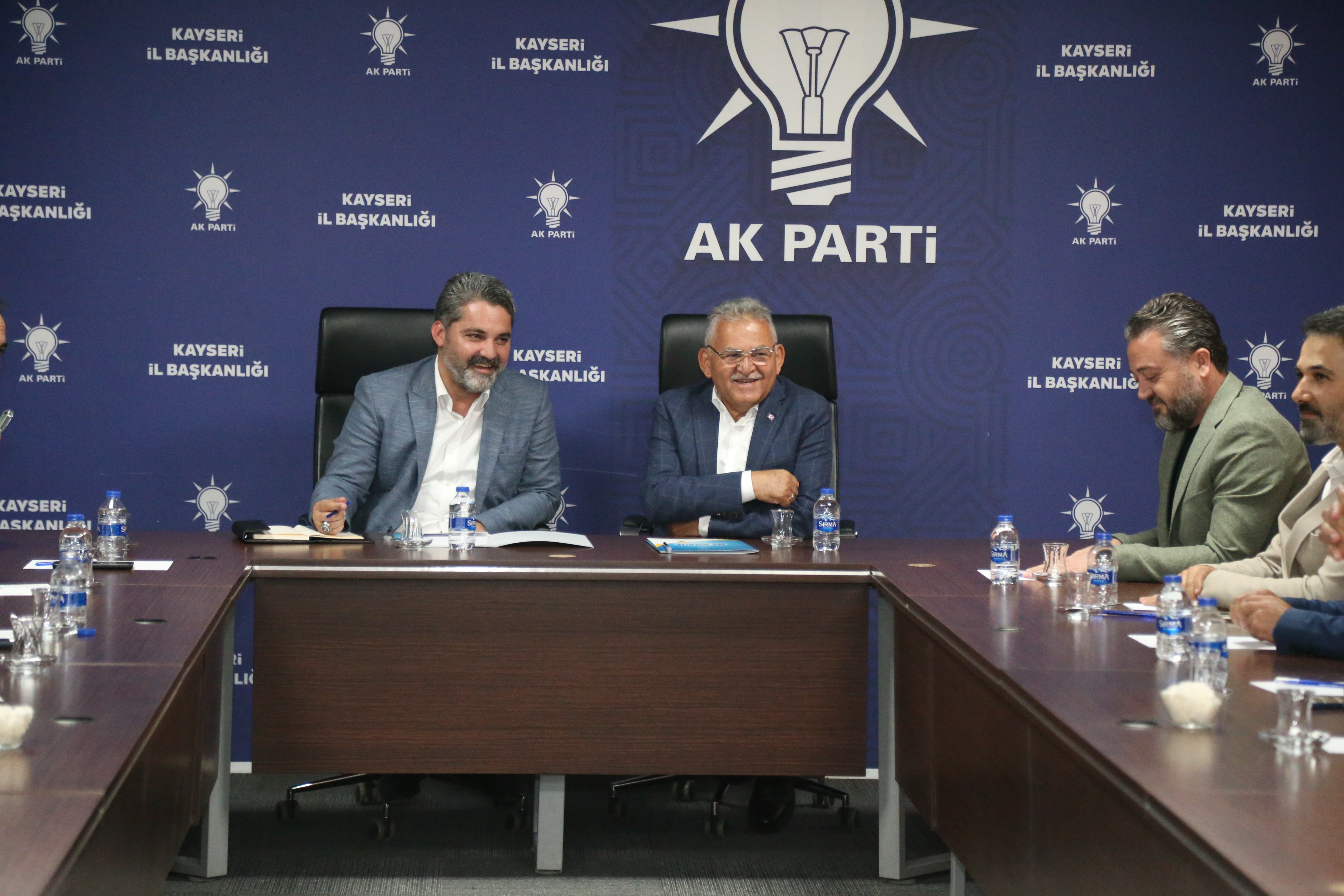 Başkan Büyükkılıç, İlçe Başkanları İstişare Toplantısı’na katıldı