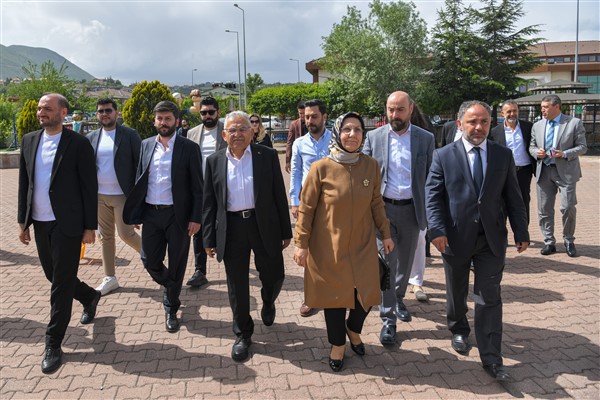 Başkan Büyükkılıç: “Milletimizin iradesine saygı duyuyoruz”