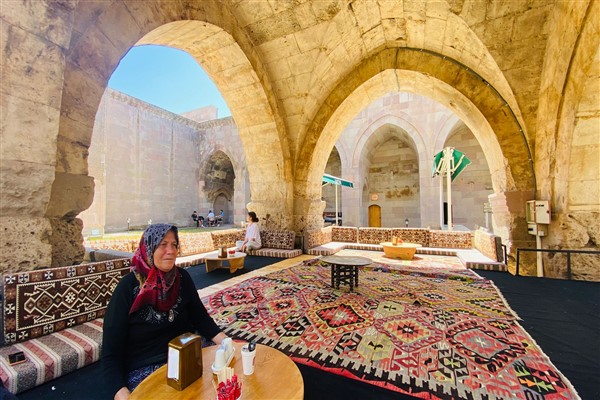 Başkan Büyükkılıç’tan 792 yıllık tarihi Sultanhanı'na davet