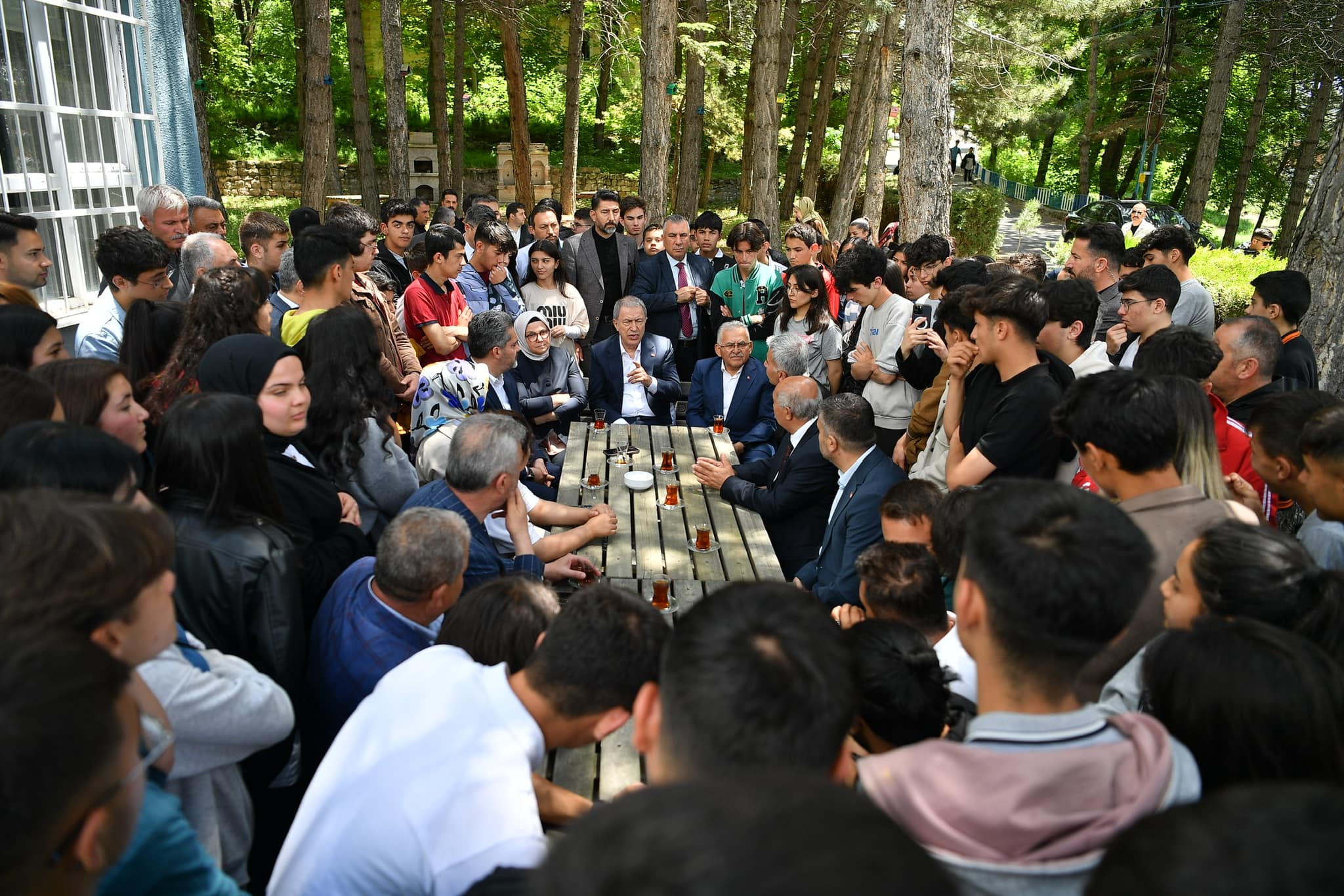 Başkan Büyükkılıç'tan Pazarören Mimar Sinan Fen Lisesi’ne ziyaret 