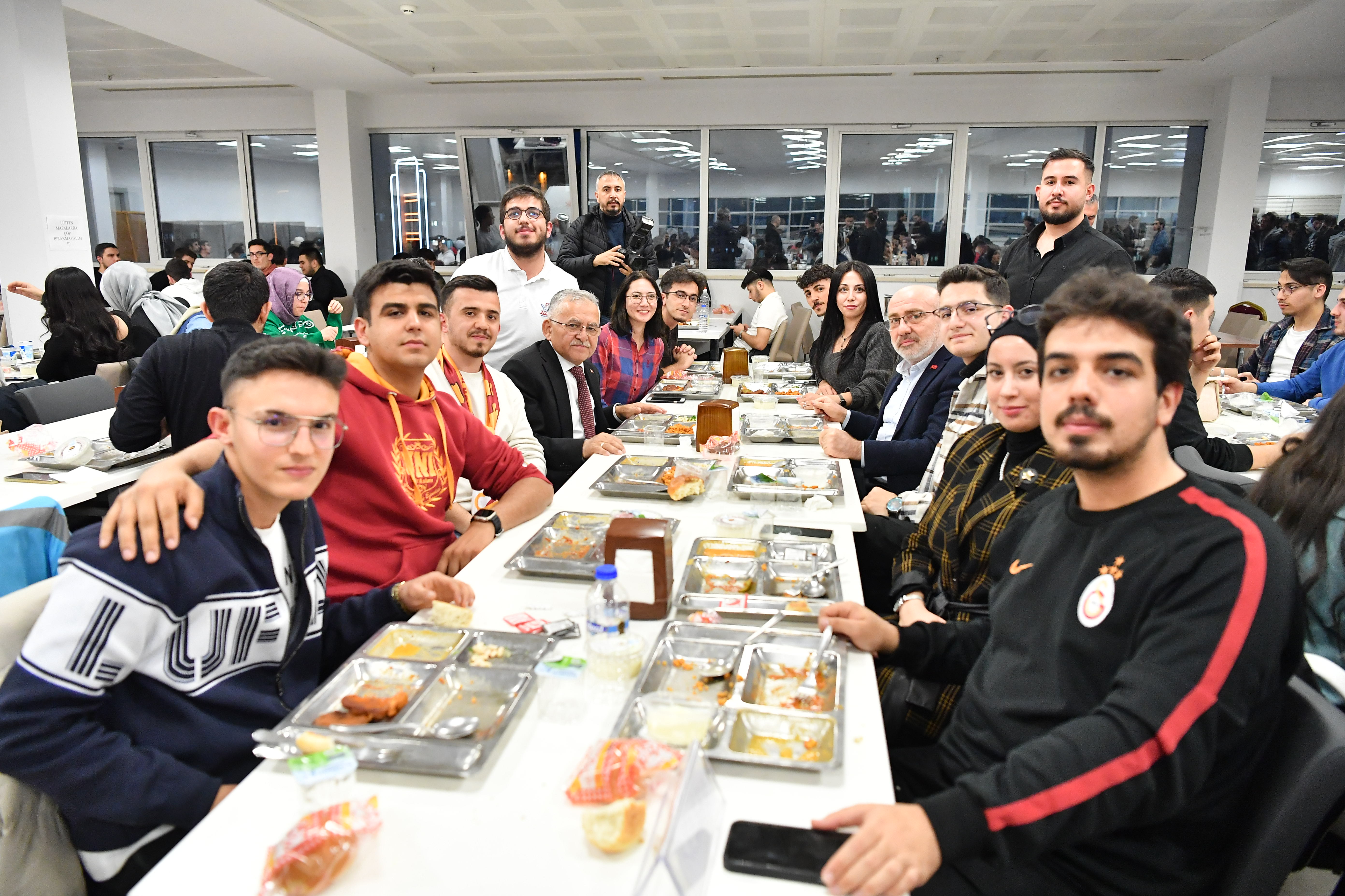Başkan Büyükkılıç: Üzerimize ne düşüyorsa yapıyoruz