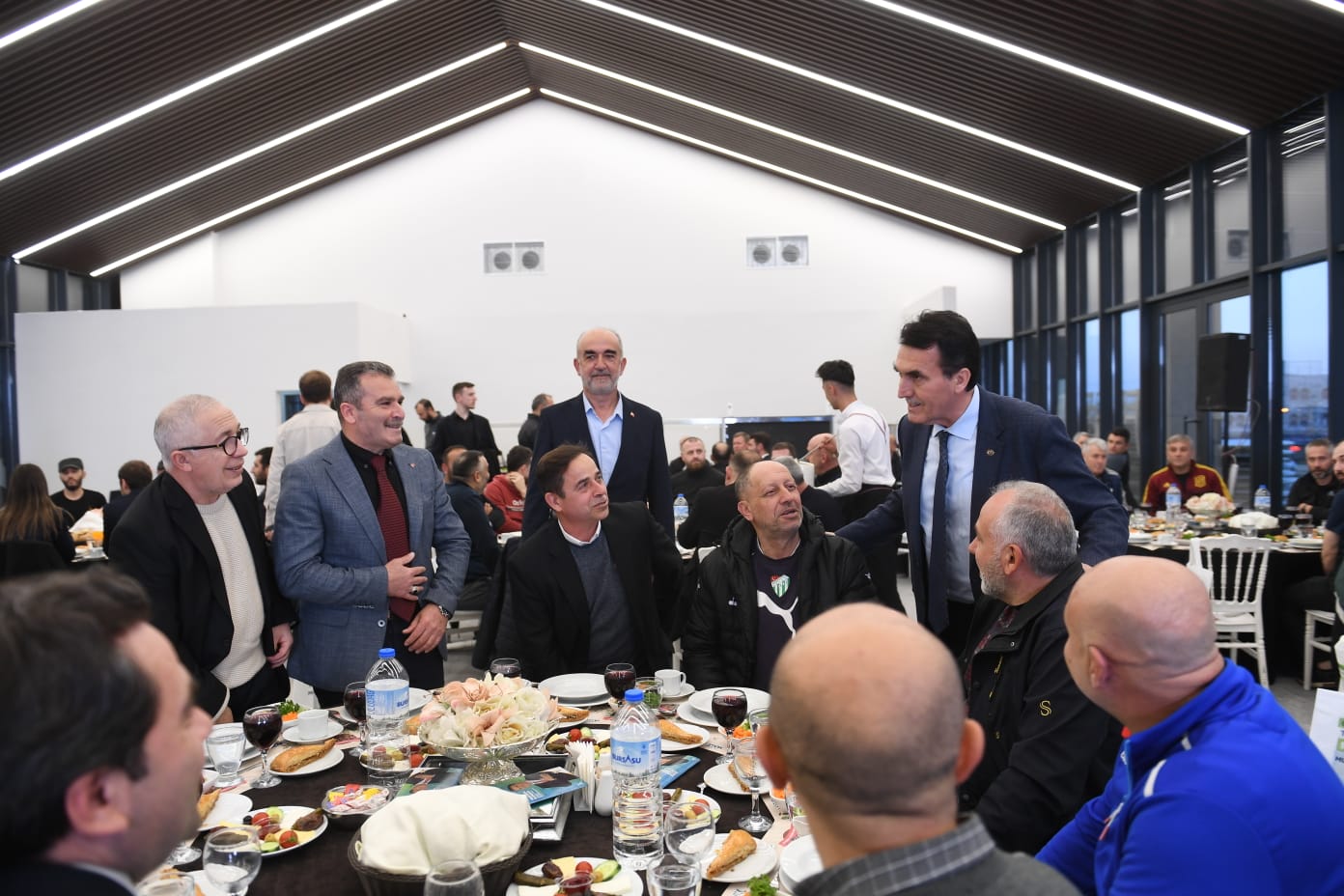Başkan Dündar, amatör spor kulüplerinin temsilcileri ile iftarda buluştu