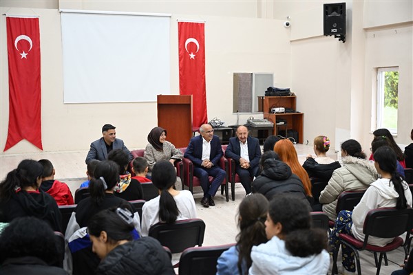 Başkan Er, MİAD Çocuk Evleri Sitesini ziyaret etti